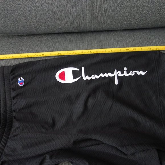 Champion 100% Polyester Made in Cambodia Black Shorts Size M - Picture 6 of 8